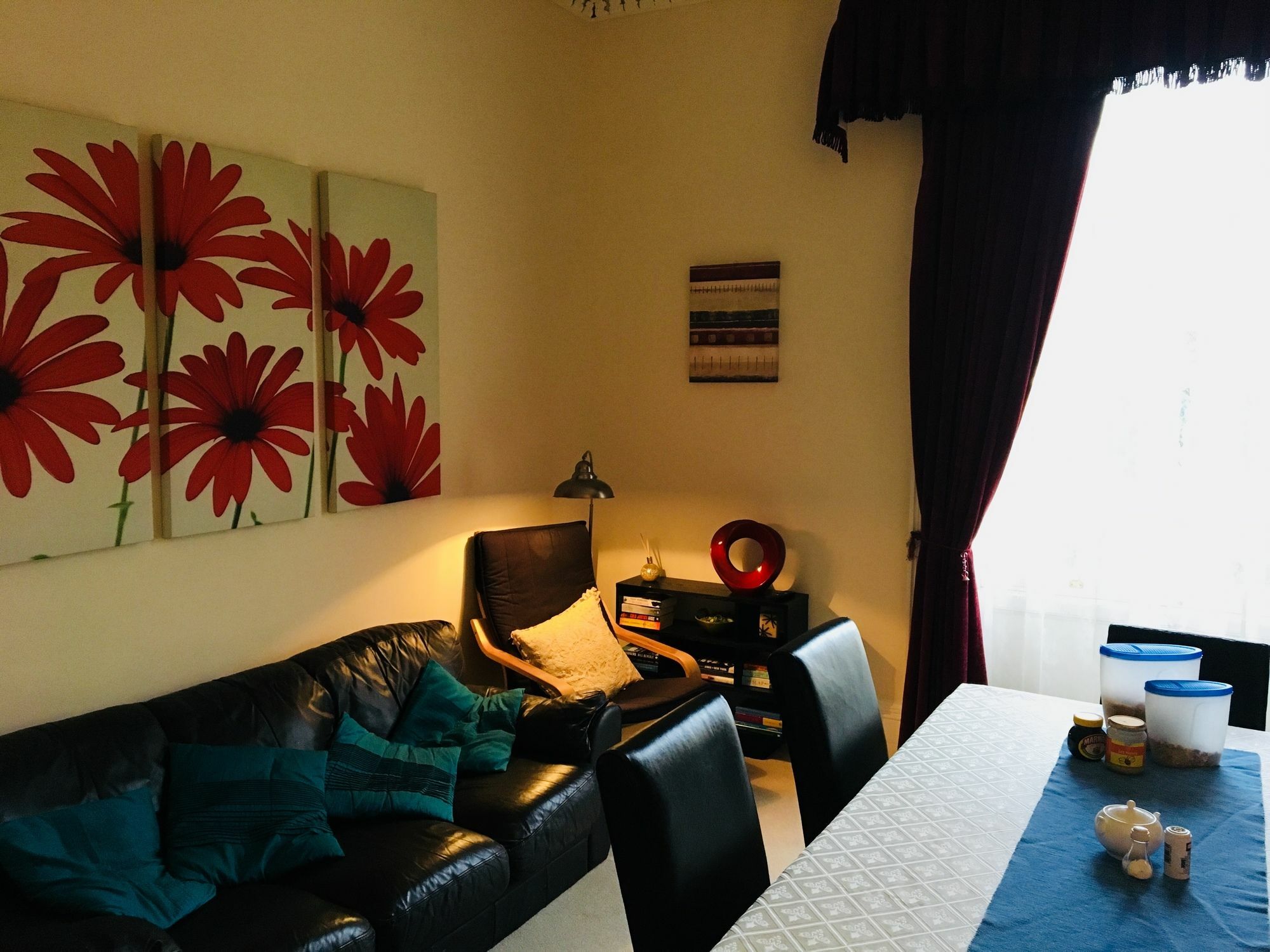 Bentons Guest House เชลเทนแฮม ภายนอก รูปภาพ